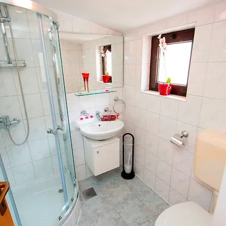 アパート Antonio ピサック