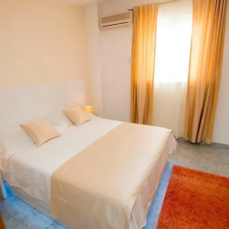 Antonio * ピサック