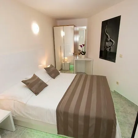 Antonio Apartment *